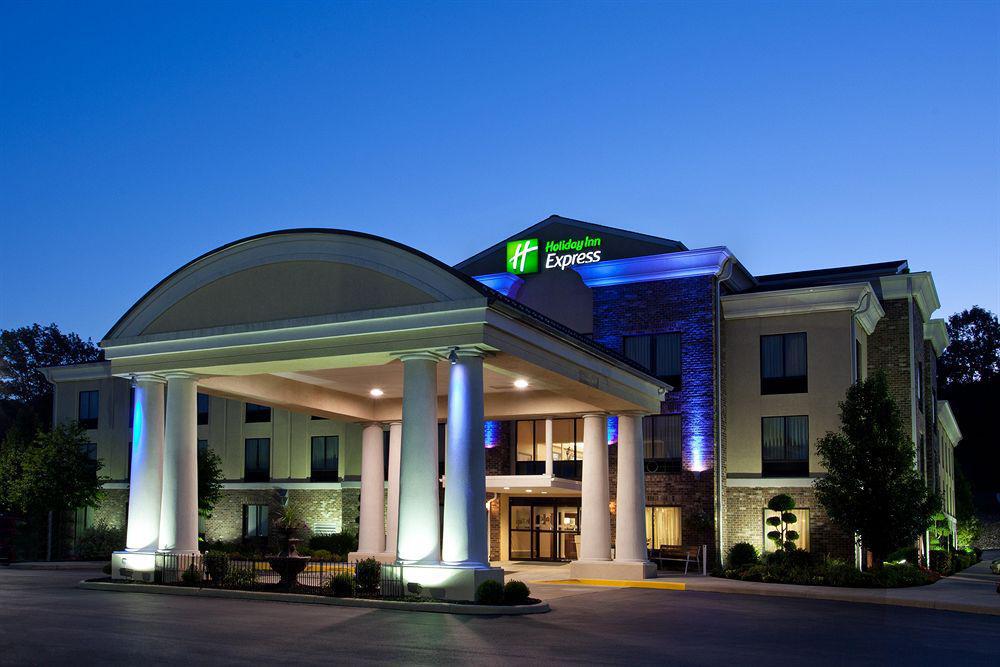 Holiday Inn Express & Suites - Sharon-Hermitage By Ihg West Middlesex Exterior photo