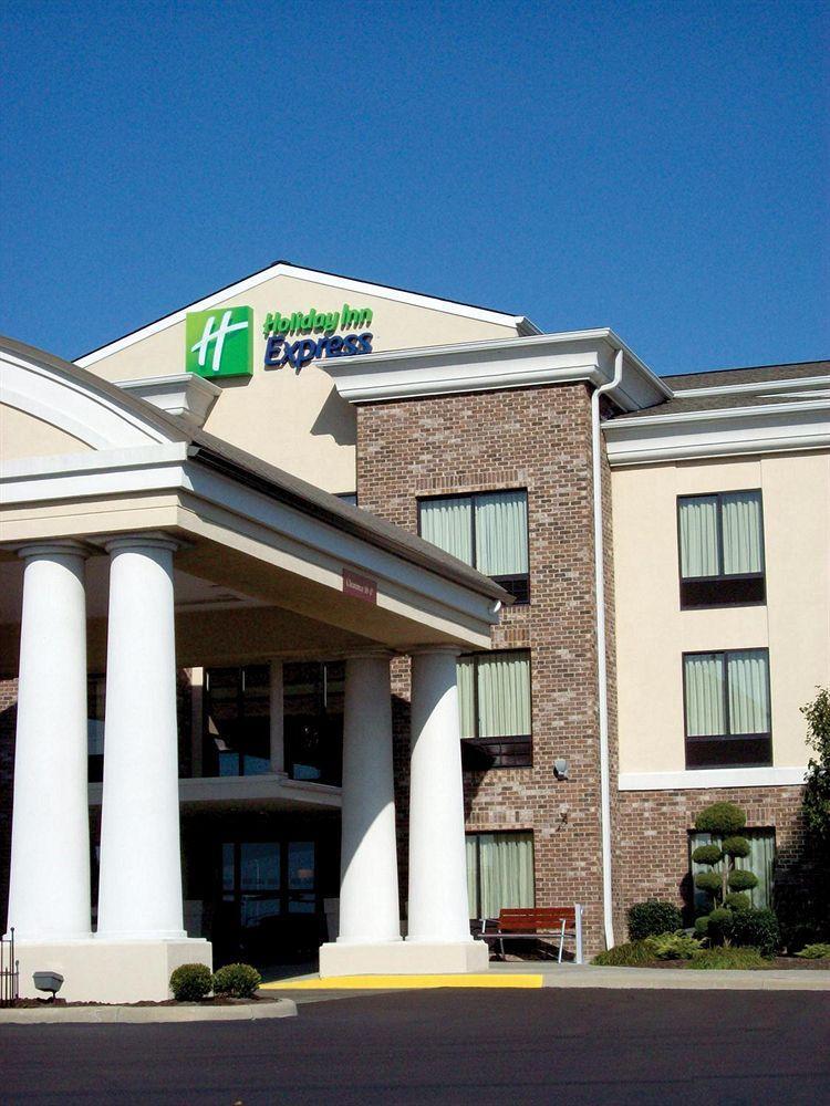 Holiday Inn Express & Suites - Sharon-Hermitage By Ihg West Middlesex Exterior photo