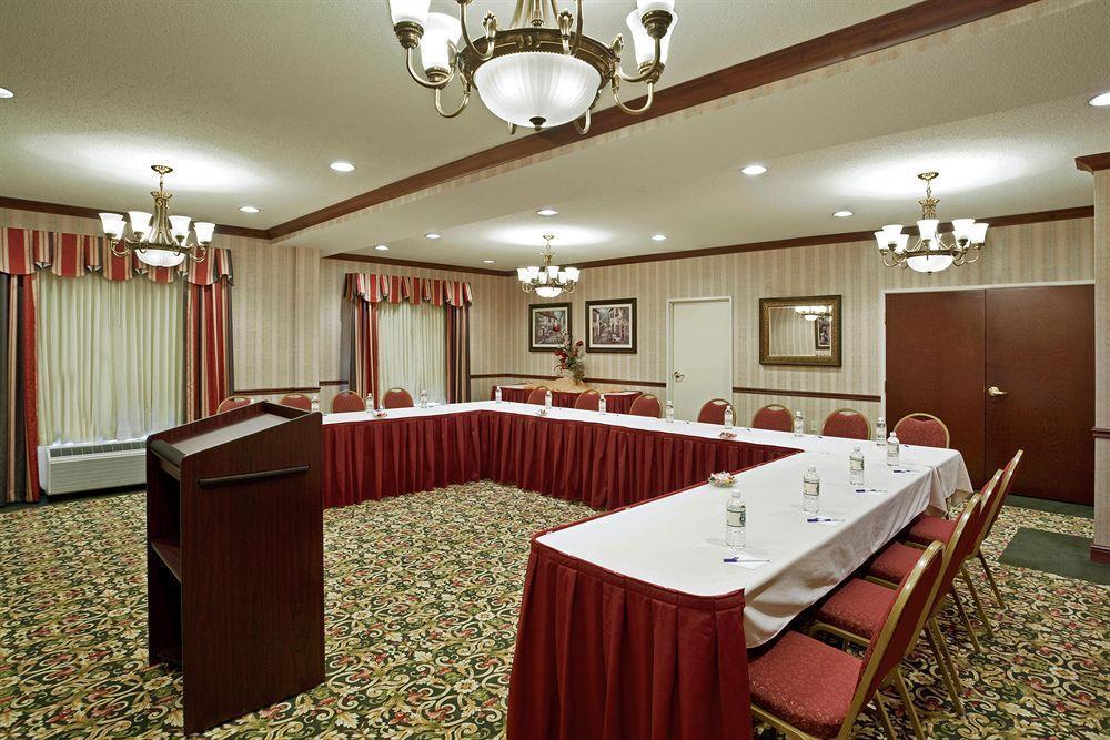 Holiday Inn Express & Suites - Sharon-Hermitage By Ihg West Middlesex Facilities photo